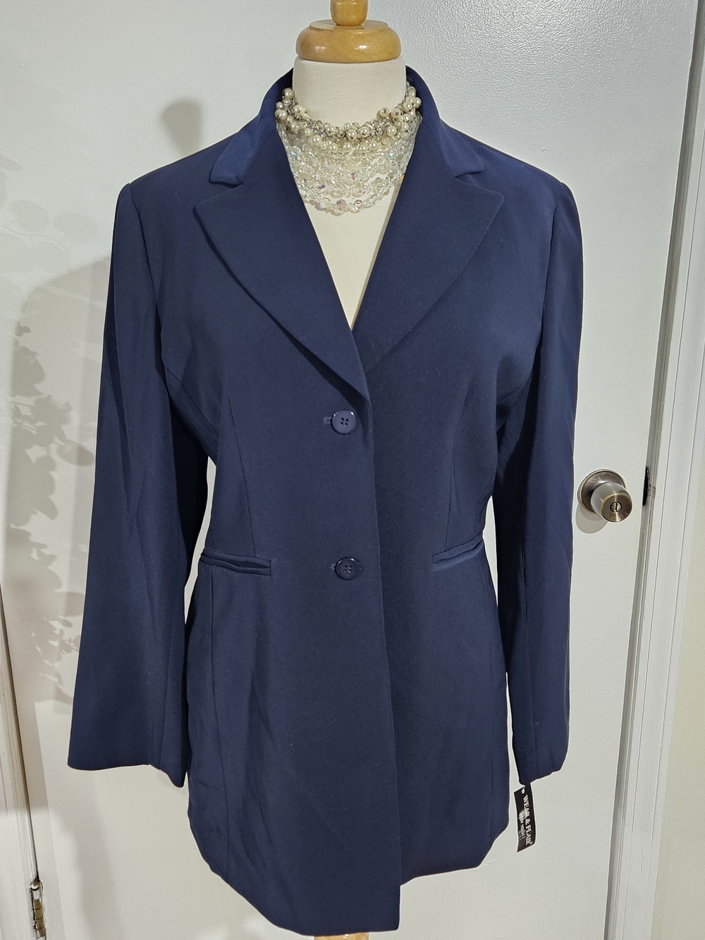 Women’s Navy Single-Breasted Blazer Jacket